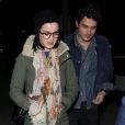 Katy Perry et John Mayer quittent un restaurant à West Hollywood le 27 décembre 2012.