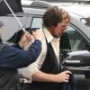Christian Bale sur le tournage du nouveau film de David O. Russell dans la ville de Natick (État du Massachussets). Le 21 mars 2013.