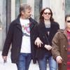 Viggo Mortensen se promène dans les rues de Madrid le 21 mars 2013 avec sa petite amie Ariadna Gil.