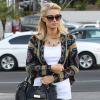 Paris Hilton fait du shopping à Los Angeles, le 28 février 2013.