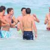 Patrick Schwarzenegger se baigne avec des amis lors de ses vacances à Miami, le 24 mars 2013.