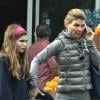 Lori Loughlin et sa fille Olivia à Beverly Hills le 19 février 2013.