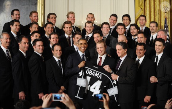 Barack Obama reçoit les Kings de Los Angeles et les L.A. Galaxy à la Maison-Blanche le 26 mars 2013.