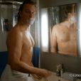 John Corbett sexy et torse nu dans un extrait de NCIS Los Angeles