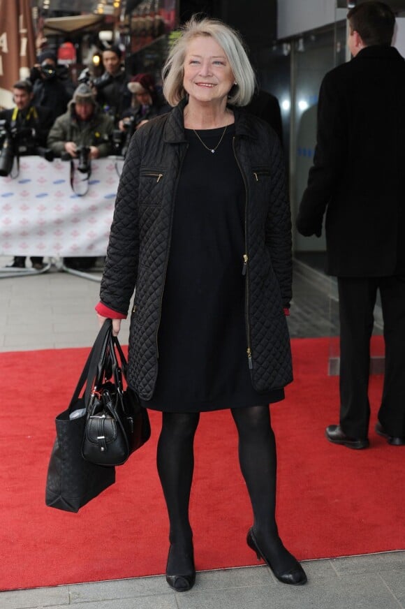 Kate Adie arrive pour la grande soirée des Prince's Trust Awards, le 26 mars 2013 à l'Odeon Leicester Square, à Londres.