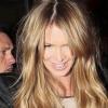 Elle Macpherson quitte le 3 Cromwell Road à Londres, le 26 mars 2013.