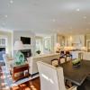 L'actrice Brooke Shields a acheté une maison de 4,3 millions de dollars à Hamptions, en banlieu de New York.