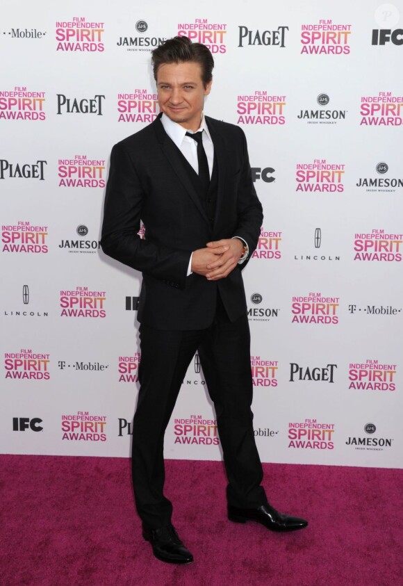 Jeremy Renner à la cérémonie des Film Independent Spirit Awards à Santa Monica, le 23 février 2013.
