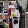 La reine Elizabeth II et le duc d'Edimbourg après la messe de Pâques à Windsor le 31 mars 2013.