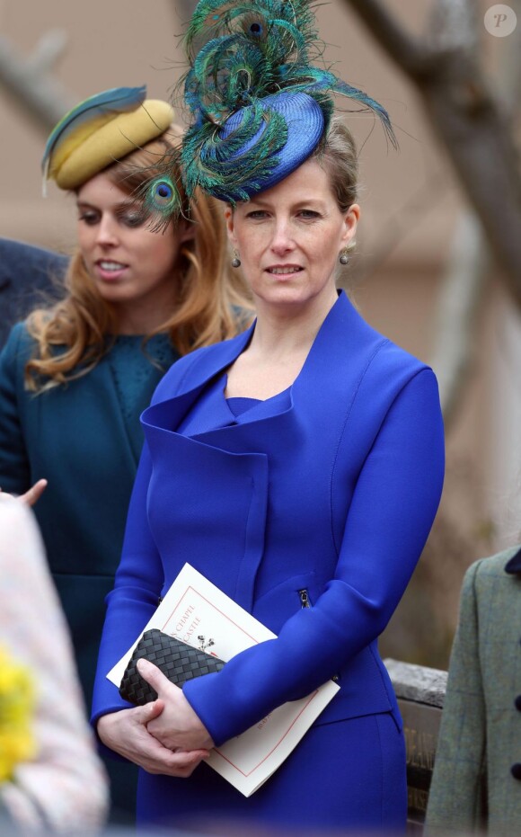 La comtesse Sophie de Wessex, élégante comme toujours, a fait forte impression lors de la messe de Pâques à la chapelle St George de Windsor le 31 mars 2013.