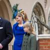 La comtesse Sophie de Wessex, accompagnée de sa fille Lady Louise (9 ans), a fait forte impression lors de la messe de Pâques à la chapelle St George de Windsor le 31 mars 2013.