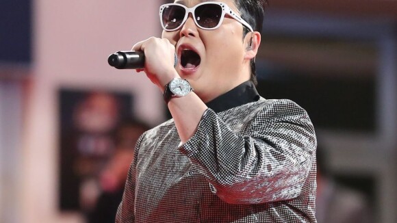 Psy :  La chorégraphie de son single "Gentleman" inspirée de danses coréennes