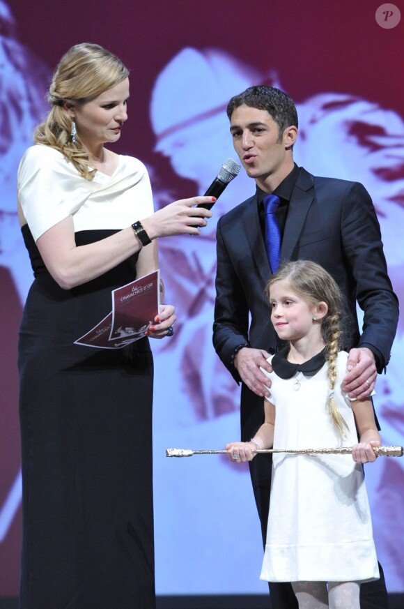 Christophe Soumillon avec sa fille Charlie lors de la 64e cérémonie des Cravaches d'Or au Théâtre des Champs-Elysées à Paris le 3 avril 2013.