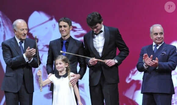 Bertrand Belinguier, Christophe Soumillon avec sa fille Charlie, David Cottin et Yves Saint-Martin lors de la 64e cérémonie des Cravaches d'Or au Théâtre des Champs-Elysées à Paris le 3 avril 2013.