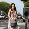 Alessandra Ambrosio, superbe dans un look estival pour faire quelques courses à Santa Monica, le 3 avril 2013.