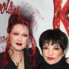 Cyndi Lauper et Liza Minnelli à la première du spectacle Kinky Boots à Broadway (New York) le 4 avril 2013.