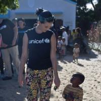 Katy Perry : Radieuse et émouvante ambassadrice pour l'UNICEF à Madagascar