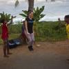 Katy Perry lors d'un séjour à Madagascar où elle s'est rendue pour le compte de l'UNICEF, du 4 au 6 avril 2013.