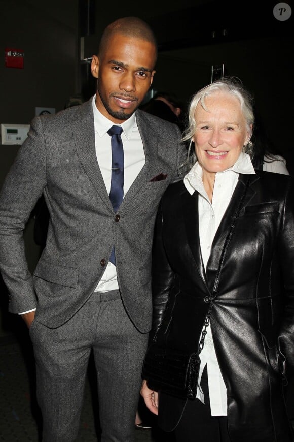 Eric West et Glenn Close à l'avant-première de Disconnect à New York, le 8 avril 2013.