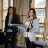 Charlotte Valandrey a été faite Chevalier De L'Ordre Des Arts Et Des Lettres par la ministre de la culture, Aurélie Filippetti, à Paris, le 10 avril 2013