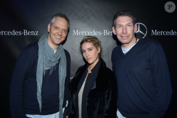 Marc Langenbrinck et Till Conrad avec Vahina Giocante à Paris, le 11 avril 2013.