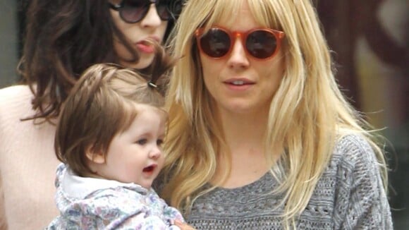 Sienna Miller : Look raté, heureusement, sa fille Marlowe est là !