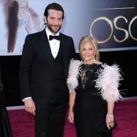 Bradley Cooper : Le sex-symbol explique pourquoi il vit avec sa mère