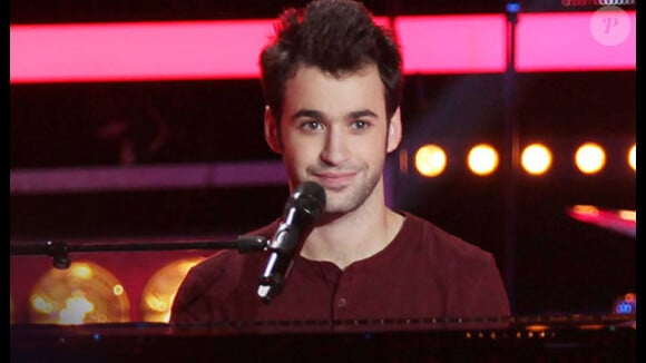 Anthony Touma membre de l'équipe de Jenifer, dans The Voice 2 sur TF1.