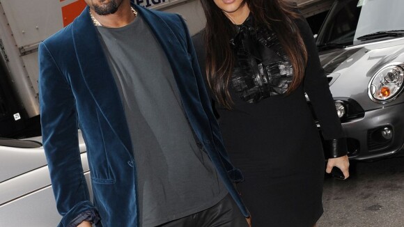 Kim Kardashian profite enfin de sa grossesse avec son galant Kanye West