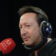 Julian Lennon, fils de John Lennon, dans les studios de Radio Monaco, pour parler de sa fondation White Feather, le 23 avril 2013.