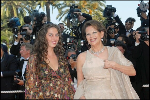 Claudia Cardinale et sa fille Claudia à Cannes en mai 2007.