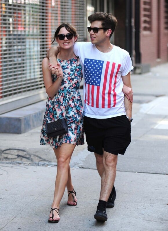 Keira Knightley et son fiancé James Righton à new York le 1er juillet 2012.