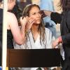 Jennifer Lopez et le rappeur Pitbull sur le tournage du clip "Live It Up" de Jennifer Lopez sur la plage à Miami, le 5 mai 2013. Casper Smart, le compagnon de Jennifer, ainsi que l'actrice Eva Marcille étaient également présents.