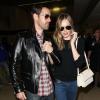 Kate Bosworth et Michael Polish à leur arrivée au LAX International Airport de Los Angeles, le 7 mai 2013.