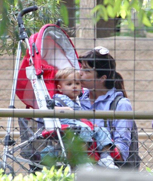 Selma Blair a emmené son fils Arthur Bleick au zoo à Los Angeles, le 9 mai 2013.