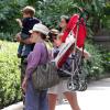 L'actrice Selma Blair a emmené son fils Arthur Bleick au zoo à Los Angeles, le 9 mai 2013.