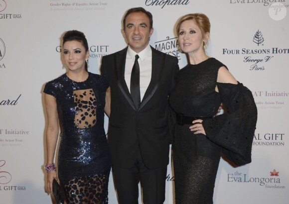 Eva Longoria, Nikos Aliagas et Lara Fabian à la 4e édition du Global Gift Gala au George-V à Paris le 13 mai 2013.