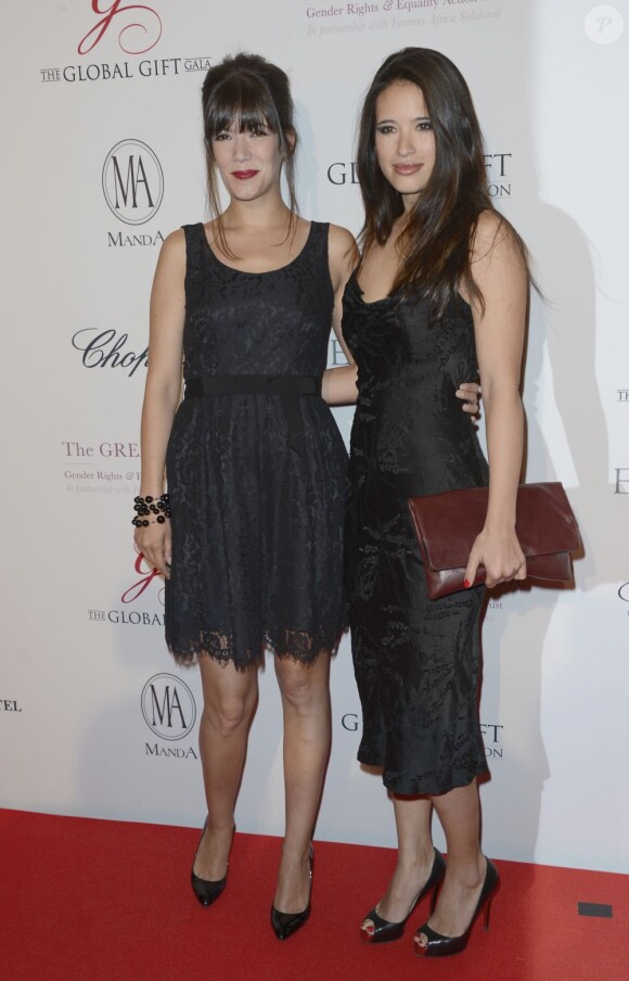 Mélanie Doutey et Anne-Sollen Hatte à la 4e édition du Global Gift Gala au George-V à Paris le 13 mai 2013.