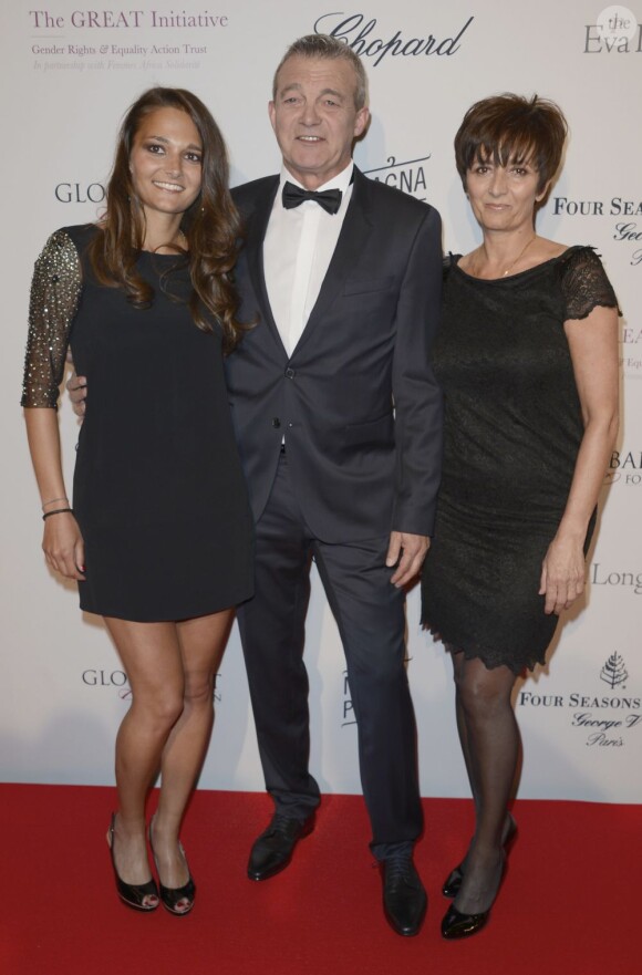 Pierre Lemarchal avec sa femme Laurence et sa fille Leslie à la 4e édition du Global Gift Gala au George V à Paris, le 13 mai 2013.
