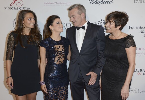 Eva Longoria, Pierre Lemarchal avec sa femme Laurence et sa fille Leslie à la 4e édition du Global Gift Gala au George V à Paris, le 13 mai 2013.