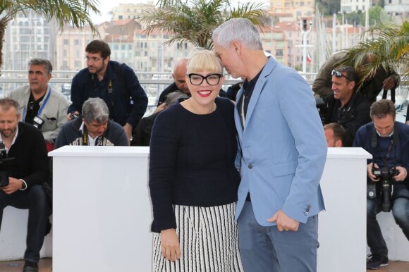 Catherine Martin et Baz Luhrmann au photocall du film Gatsby le Magnifique lors du 66eme Festival International du Film de Cannes, le 15 mai 2013.