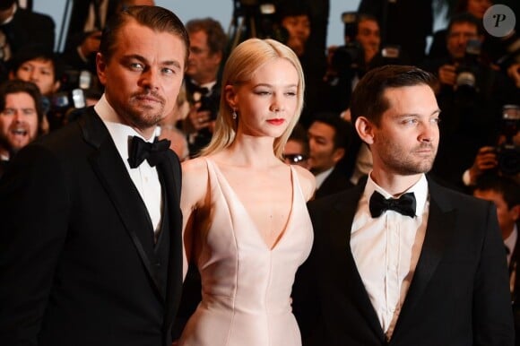 Leonardo DiCaprio, Carey Mulligan, Tobey Maguire à la montée des marches de Gatsby le Magnifique en cérémonie d'ouverture du Festival de Cannes, le 15 mai 2013.