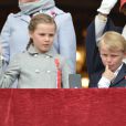 La famille royale de Norvège au balcon du palais, à Oslo, le 17 mai 2013, pour le traditionnel salut à la parade des enfants marquant la Fête nationale ou Jour de la constitution. 