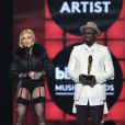 Madonna et will.i.am sur la scène des Billboard Music Awards 2013, au MGM Grand Garden Arena de Las Vegas, le 19 mai 2013.