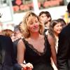 Valeria Bruni-Tedeschi lors de la montée des marches du film Un château en Italie au Festival de Cannes le 20 mai 2013