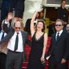 Valeria Bruni-Tedeschi et l'équipe de son long métrage, lors de la montée des marches du film Un château en Italie au Festival de Cannes le 20 mai 2013