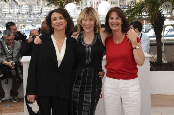 Valeria Bruni-Tedeschi, Agnès De Sacy, Noémie Lvovsky lors du photocall du film Un château en Italie au Festival de Cannes le 21 mai 2013