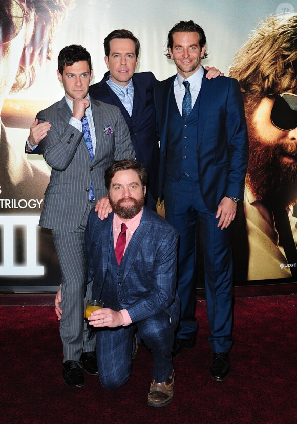 Justin Bartha, Ed Helms, Bradley Cooper et Zach Galifianakis à la première européenne de Very bad Trip 3 à l'Empire Leicester Square, Londres, le 22 mai 2013.