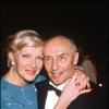 Line Renaud et Loulou Gasté au 75 ans de ce dernier au Paradis Latin, à Paris, le 21 mars 1983.