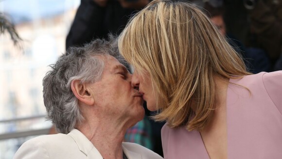 Cannes 2013 : Roman Polanski donne un baiser à sa Vénus Emmanuelle Seigner